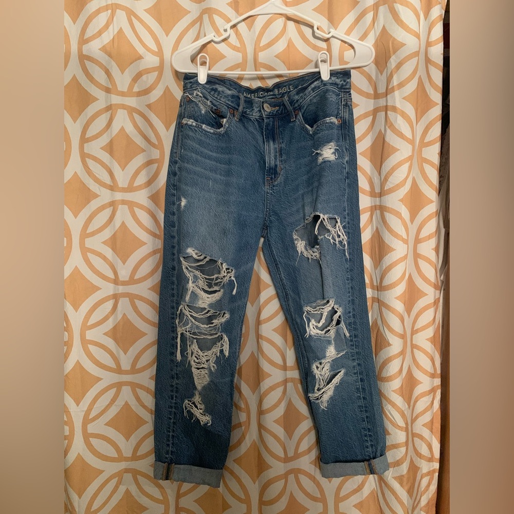 American eagle ripped jeans, size 4